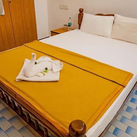 Maison Blanche Near Rock Beach Hotel Pondicherry Exterior foto