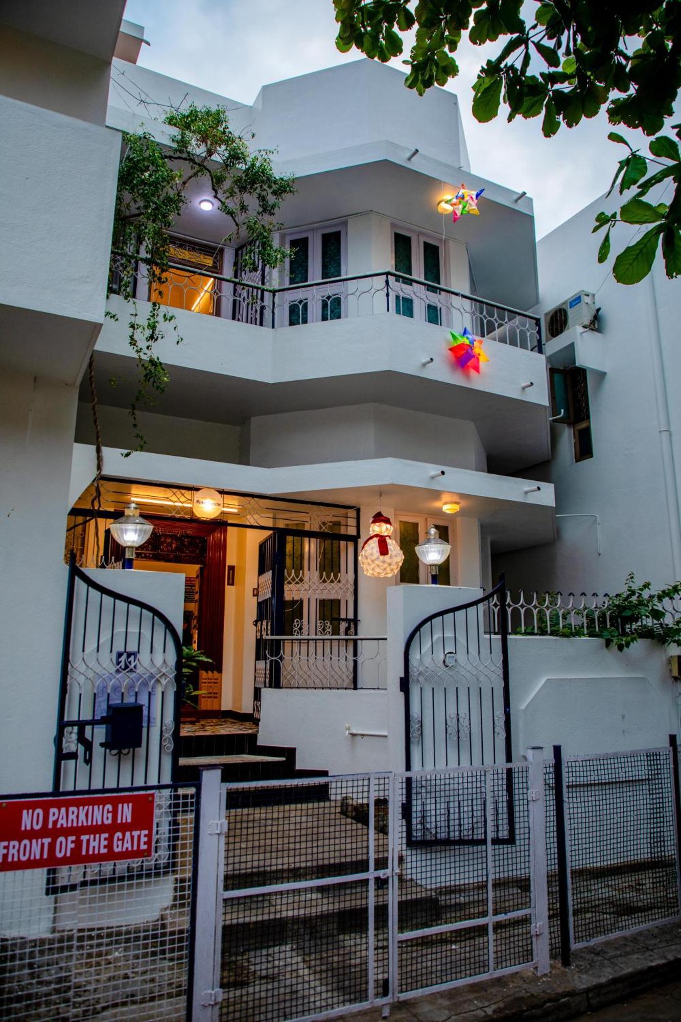 Maison Blanche Near Rock Beach Hotel Pondicherry Exterior foto