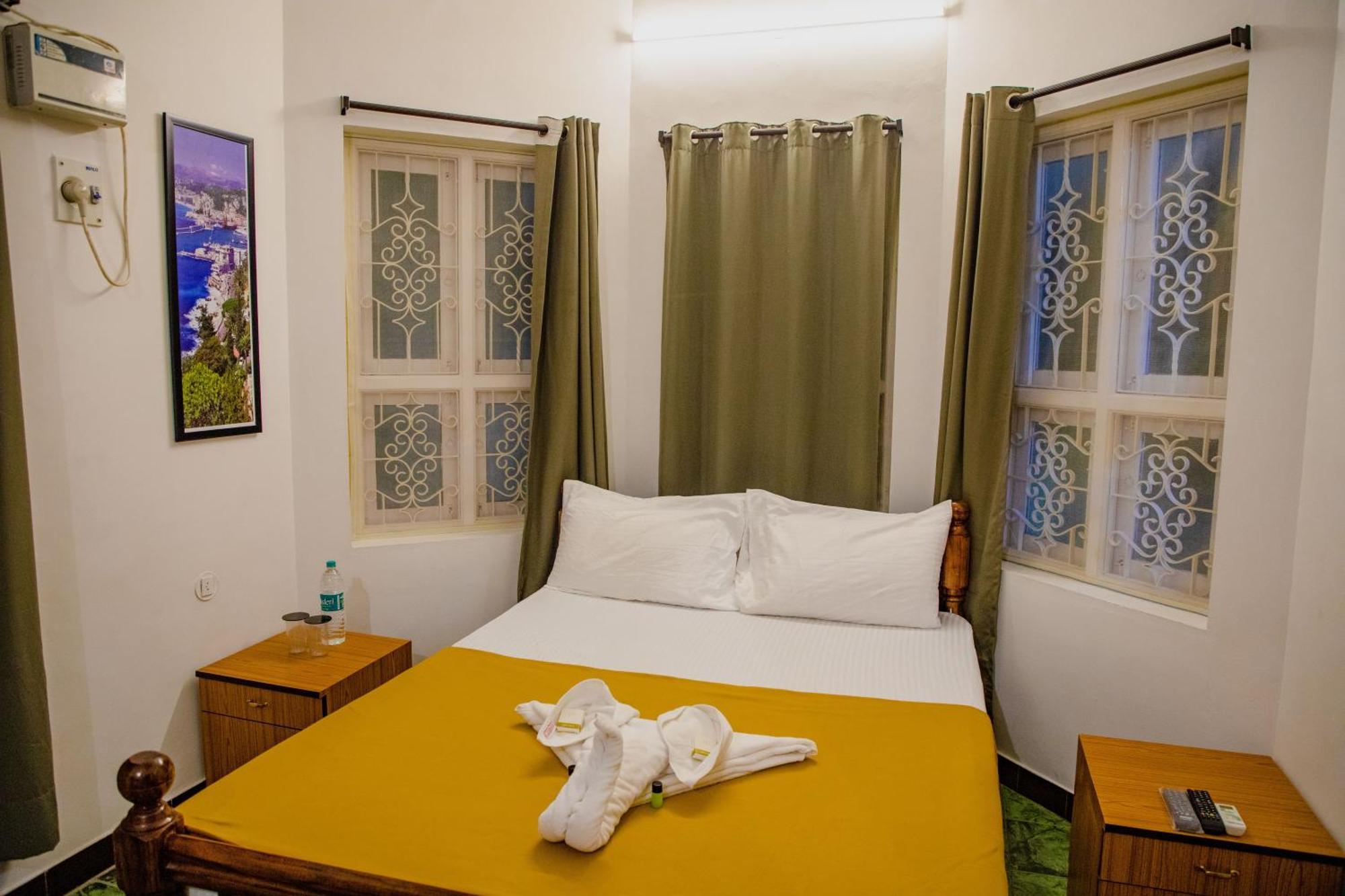 Maison Blanche Near Rock Beach Hotel Pondicherry Exterior foto