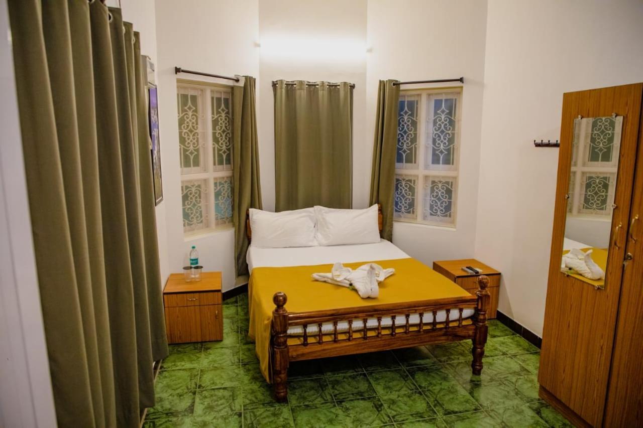 Maison Blanche Near Rock Beach Hotel Pondicherry Exterior foto